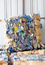 Recycling of plastics by flash services